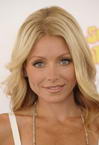 Kelly Ripa photo